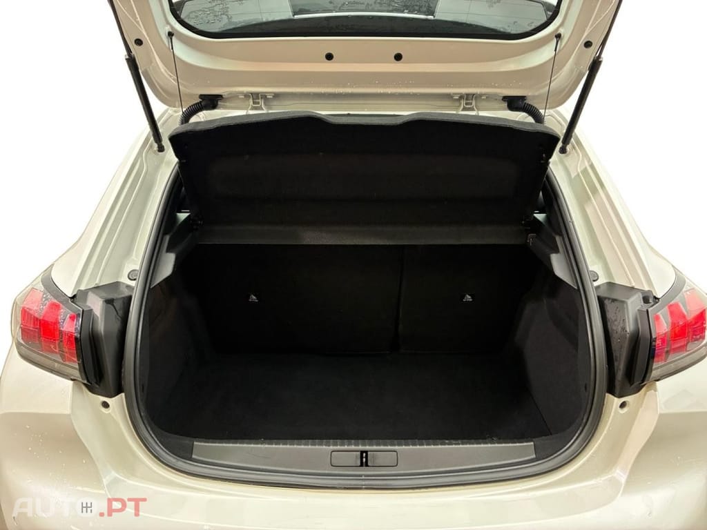 Peugeot E-208 50 kWh Active Pack
