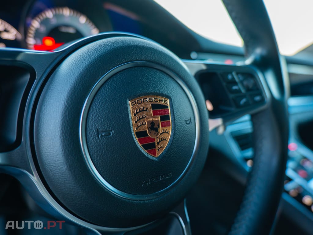 Porsche Panamera 4 Executive