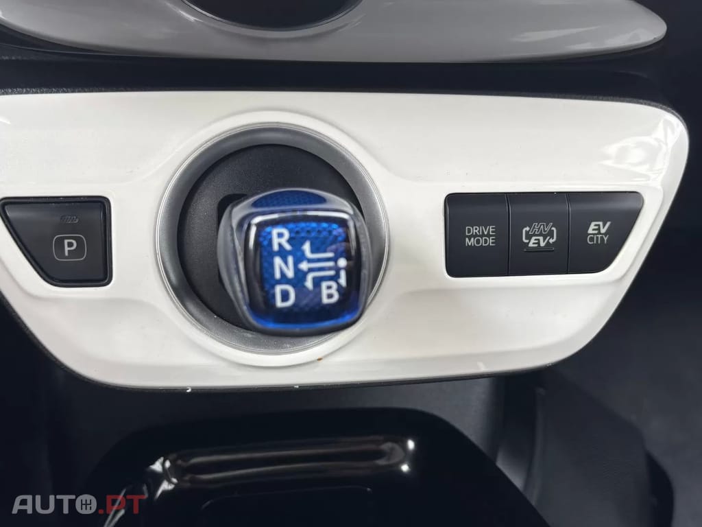 Toyota Prius 1.8 Premium