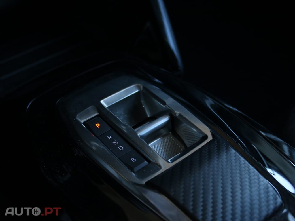 Peugeot E-208 50 kWh Active Pack