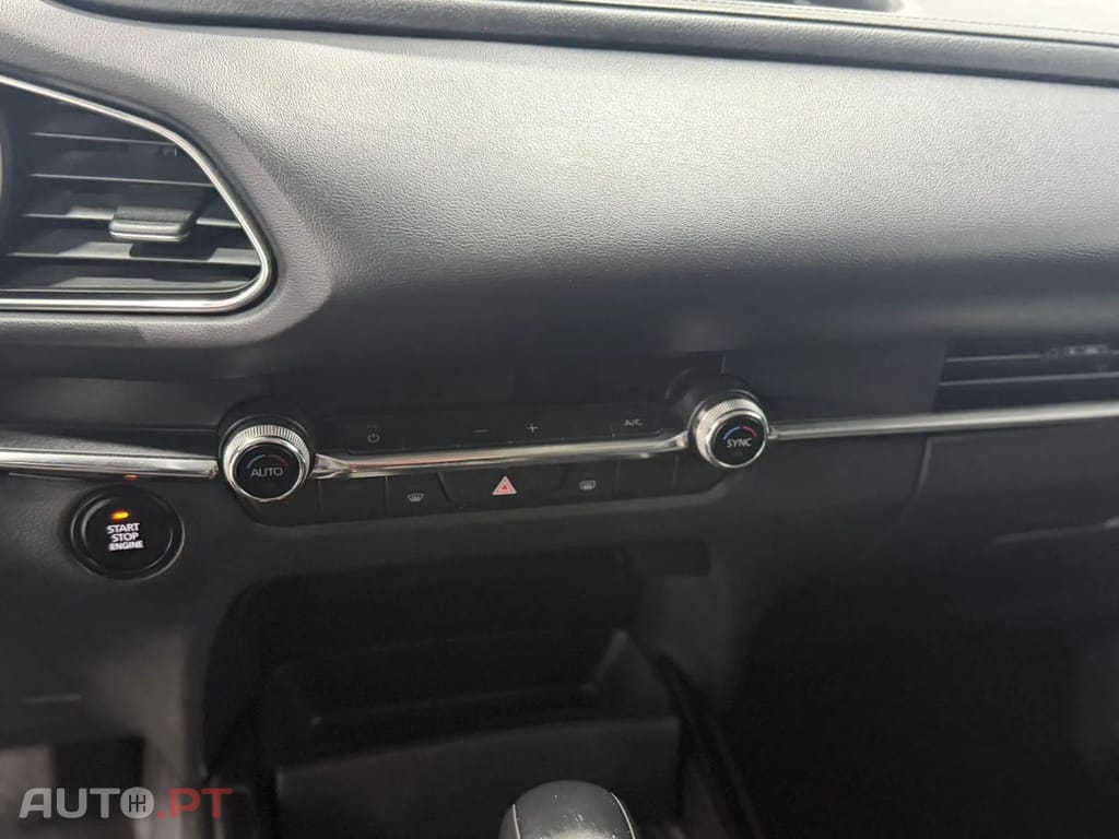 Mazda CX-30 2.0 e- Skyactiv G Exclusive line
