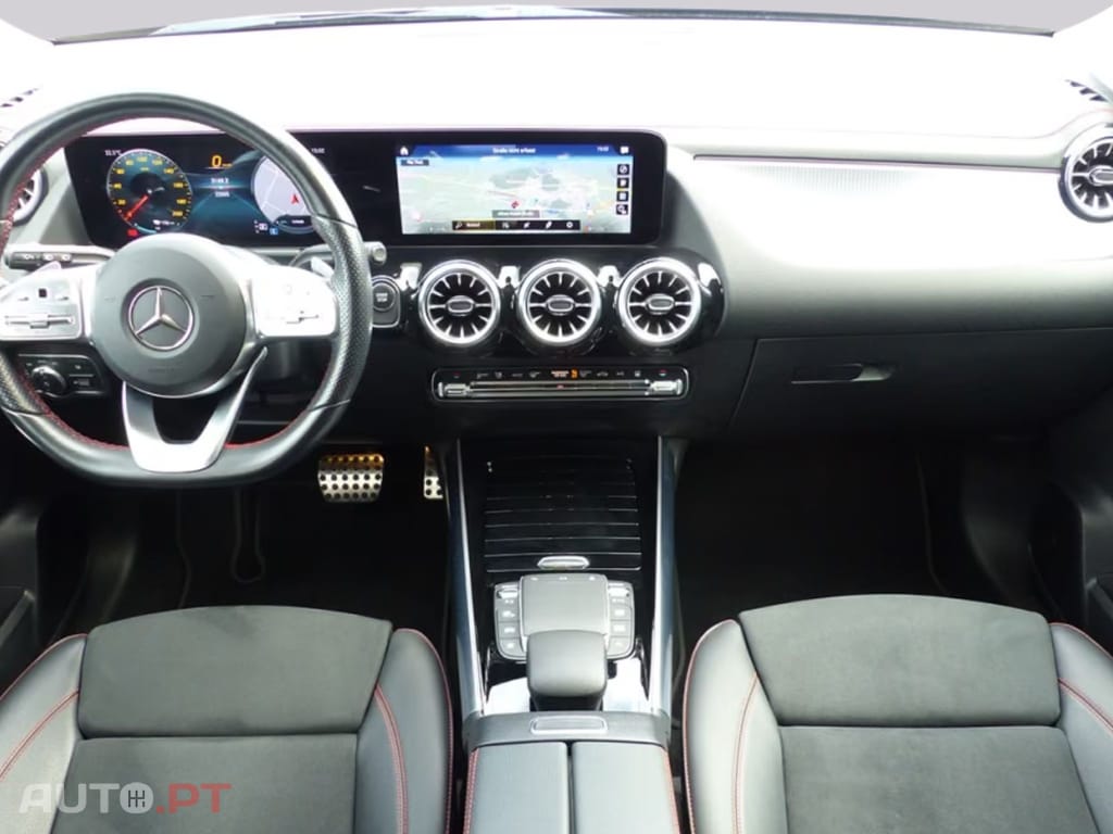 Mercedes-Benz EQA 250 AMG PLUS DISTRONIC I.V.A DEDUTIVEL