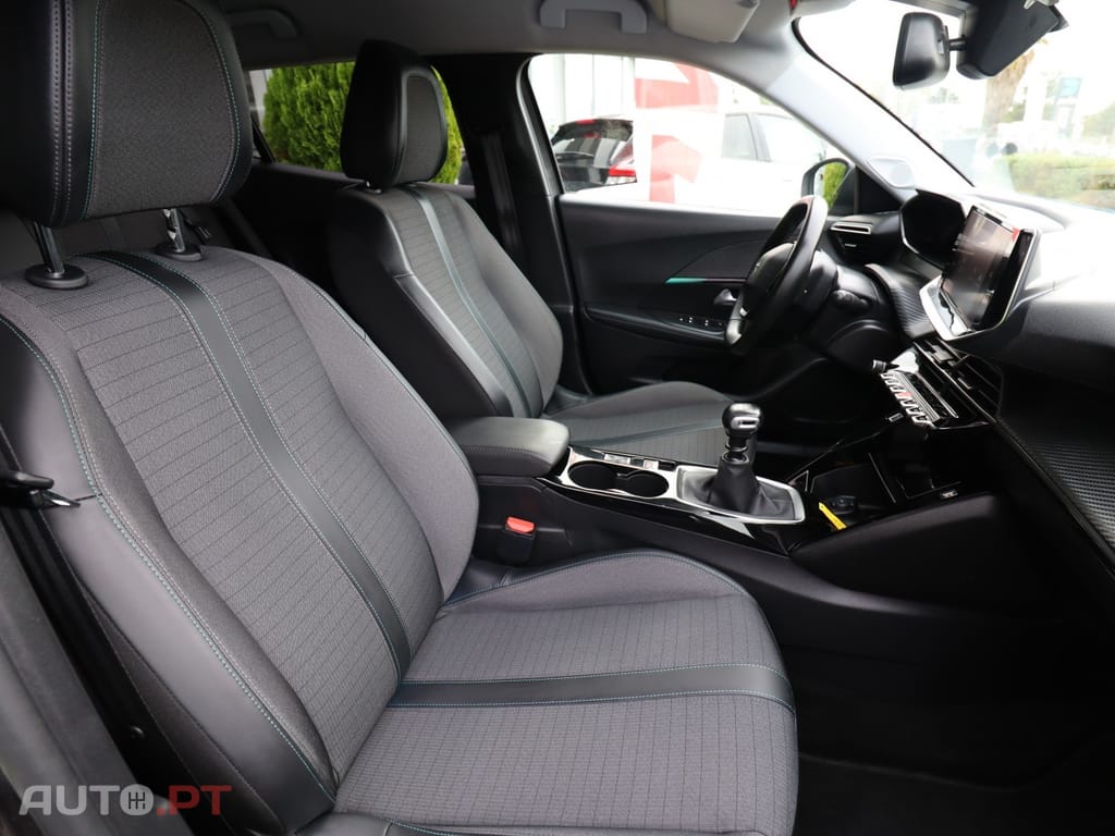 Peugeot 2008 1.5 BlueHDi Allure