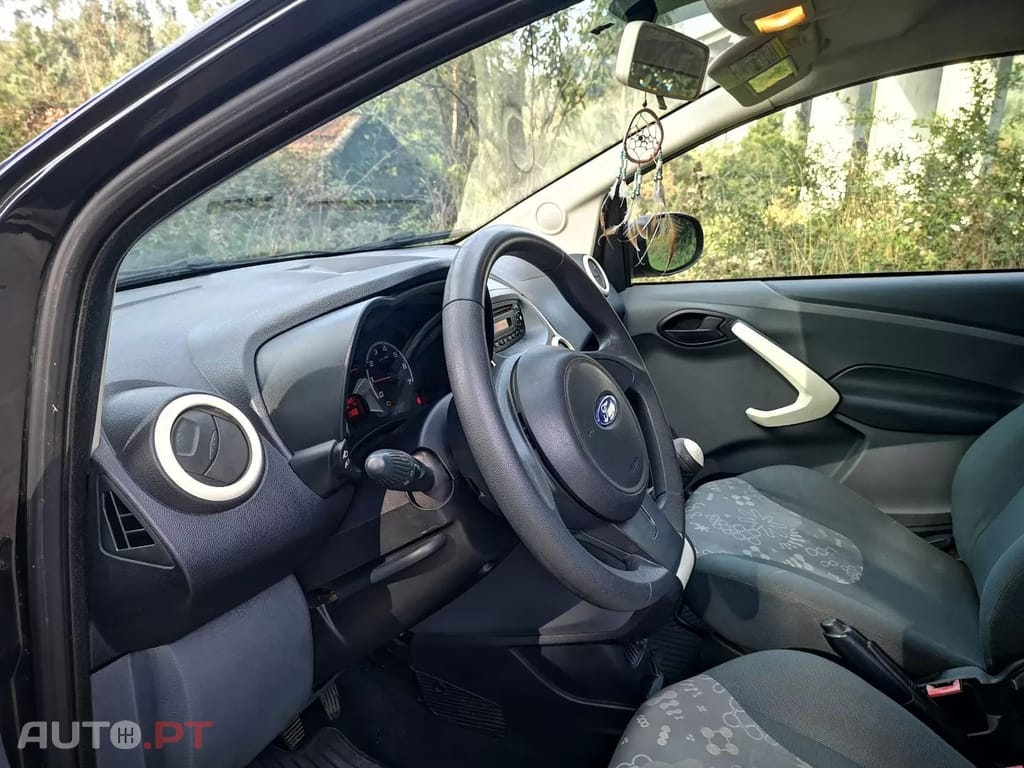 Ford KA 1.3 TDCi Titanium — fotografia 11