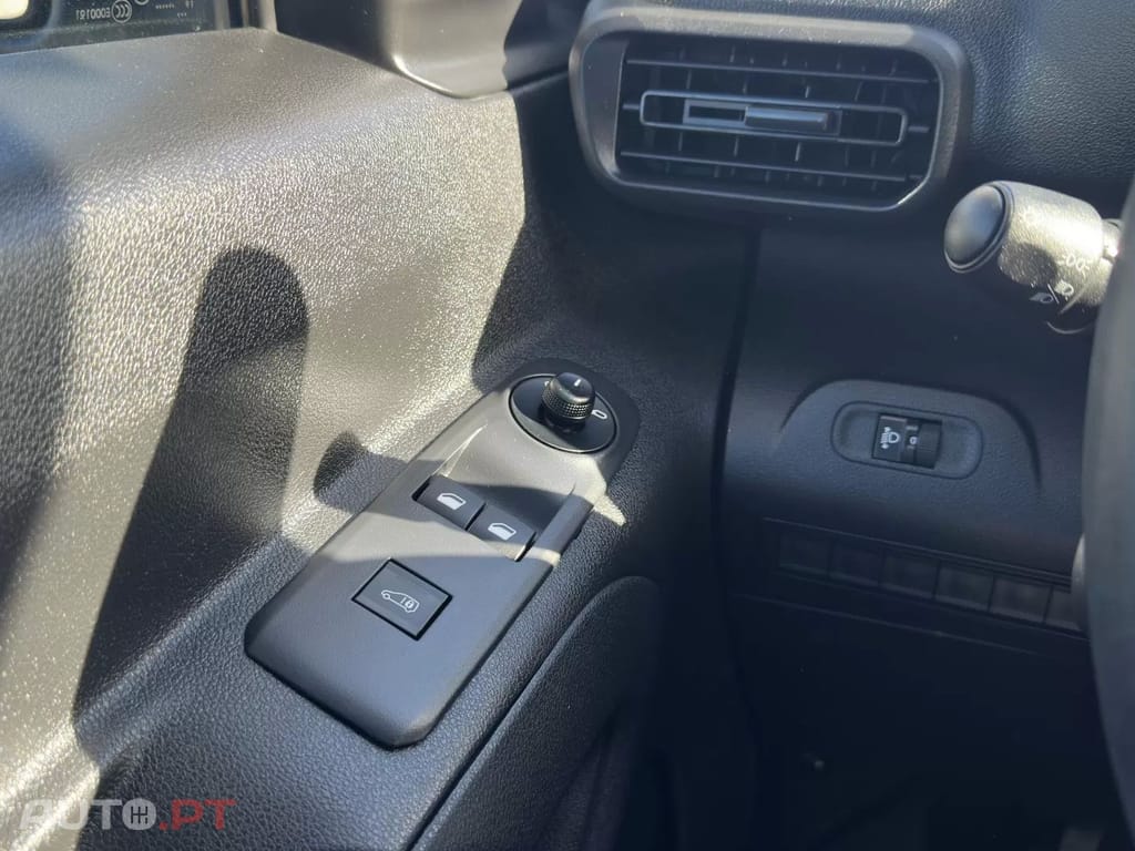 Peugeot Partner  1.6 BlueHdi 3 Lug L1H1