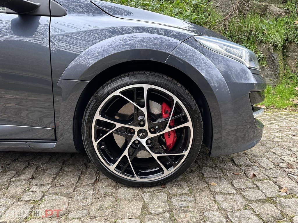 Renault Mégane Coupe TCe 265 R.S. Trophy