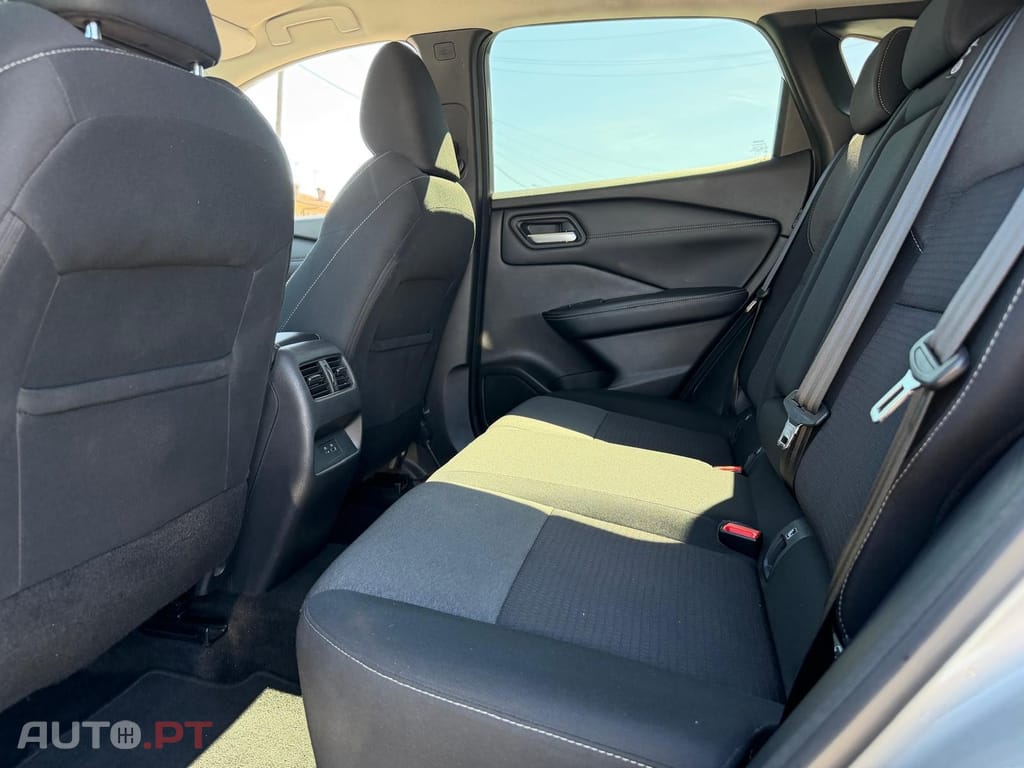 Nissan Qashqai 1.3 DIG-T N-Connecta LED