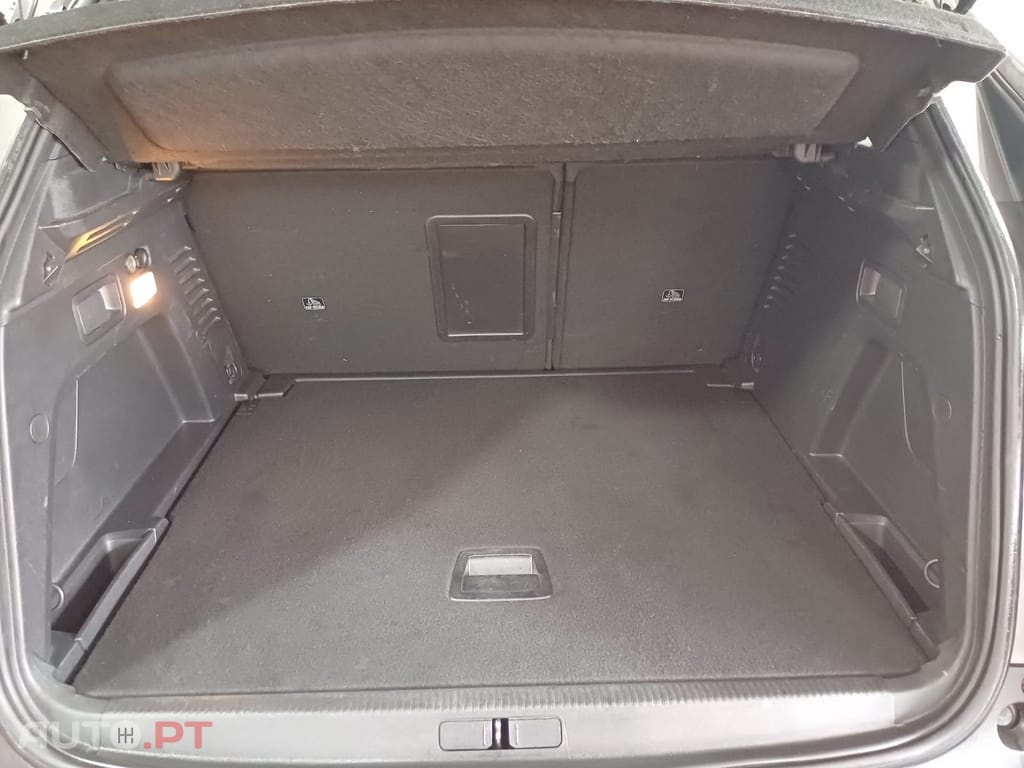 Peugeot 3008 1.5 BlueHDi Allure EAT8