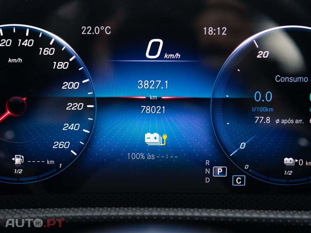 Mercedes-Benz A 250 e AMG Line