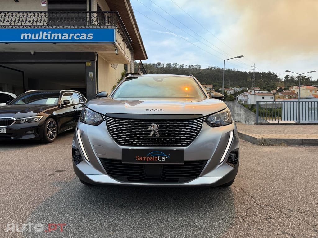 Peugeot 2008 1.2 PureTech Allure