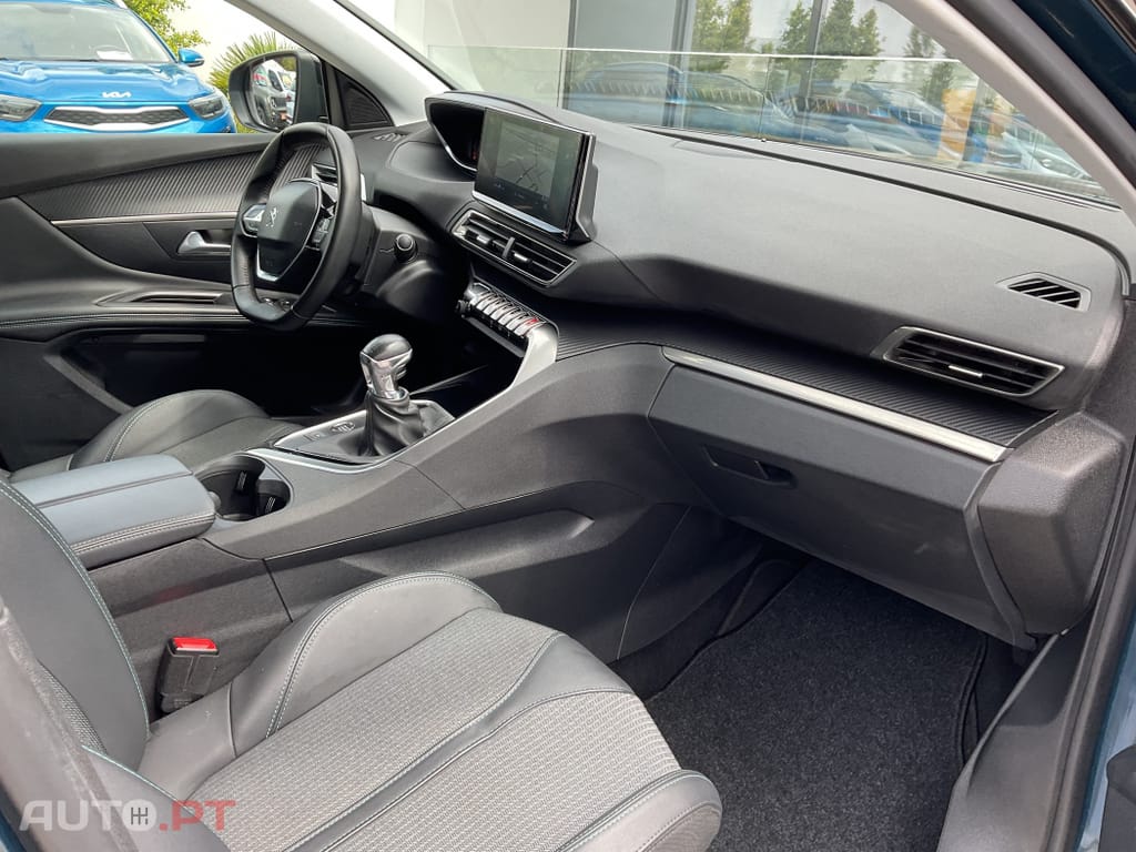 Peugeot 3008 1.5 BlueHDi Active Pack