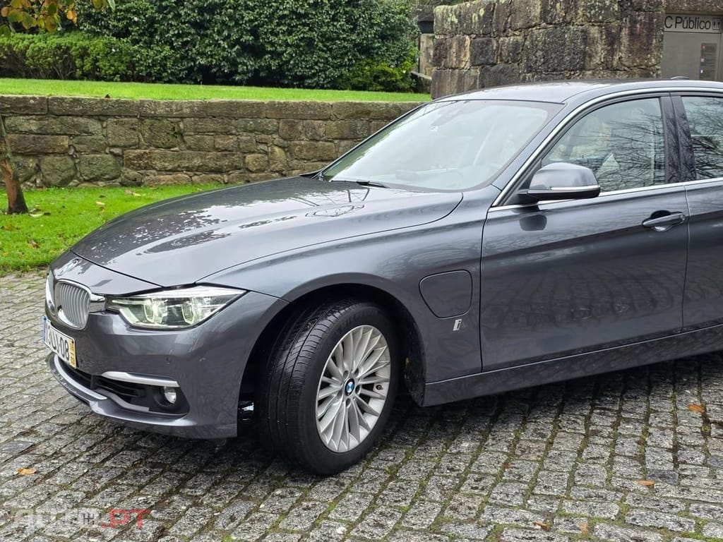BMW 330 e iPerformance Line Luxury