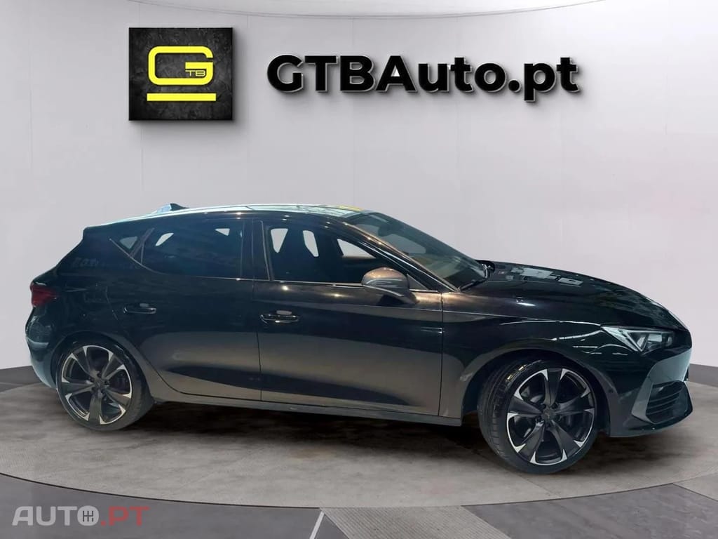 Cupra Leon 1.4 e-Hybrid VZ 245CV