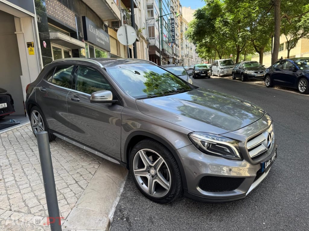 Mercedes-Benz GLA 220 CDi AMG Line 4-Matic