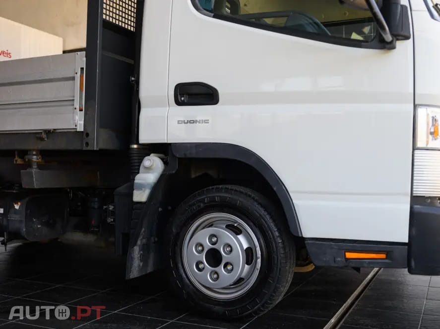Mitsubishi Canter 3C13 c/ bascula