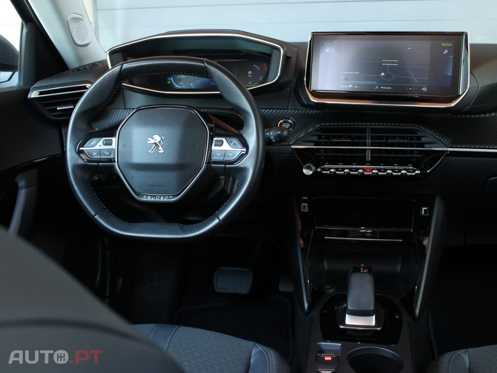 Peugeot E-2008 Allure