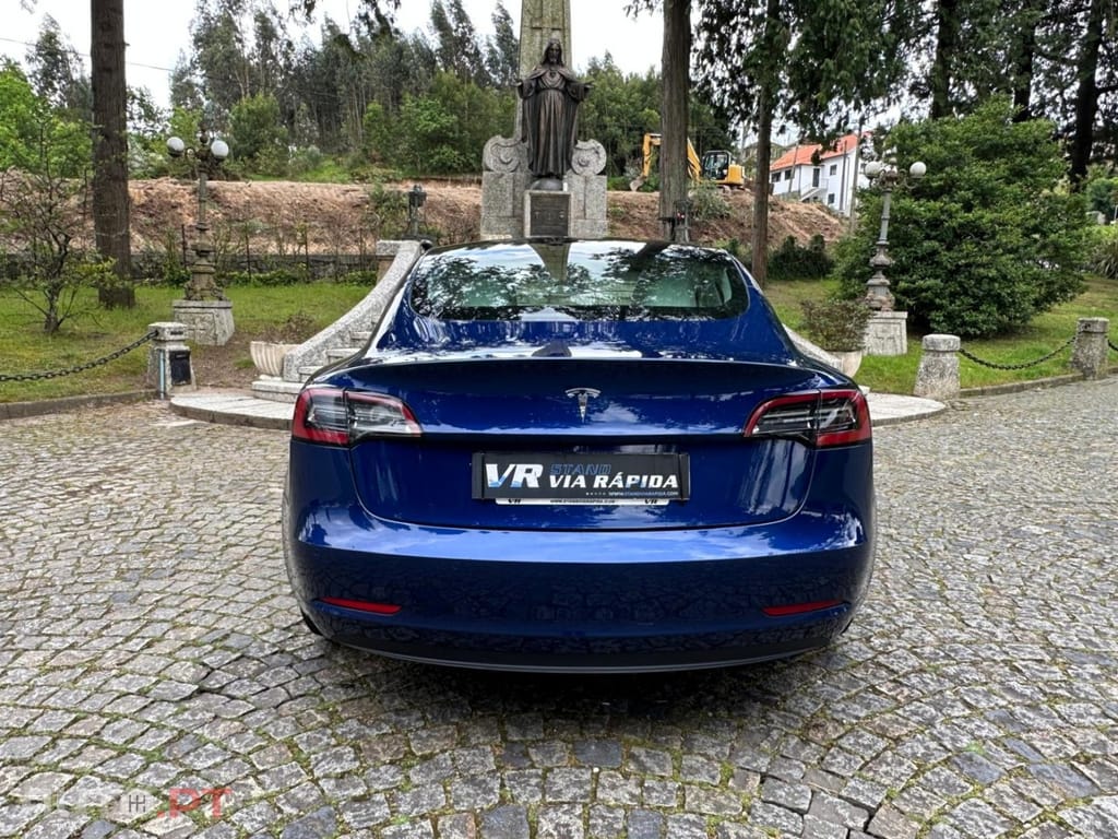 Tesla Model 3 Standard Range Plus RWD