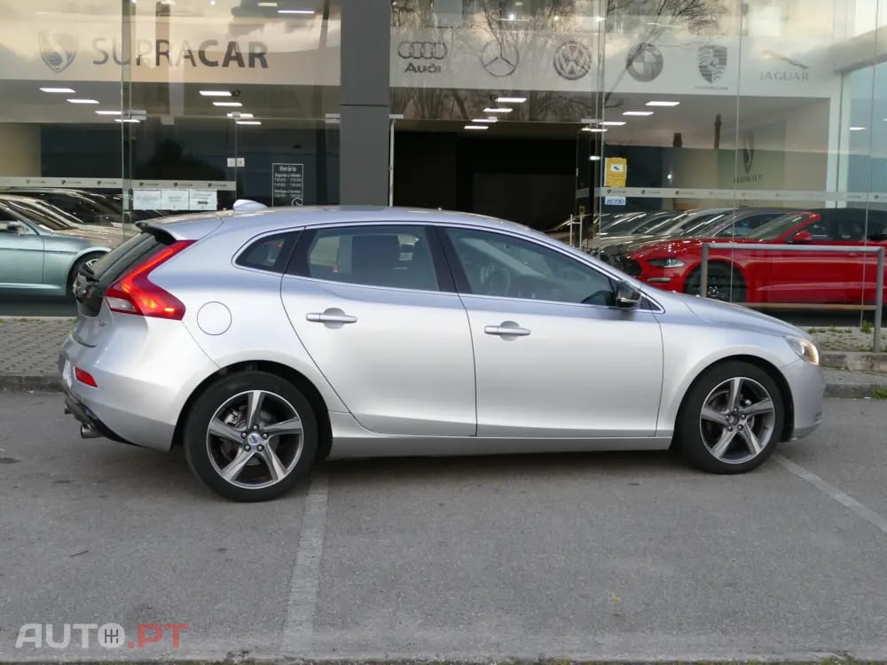 Volvo V40 1.6 D2 Momentum