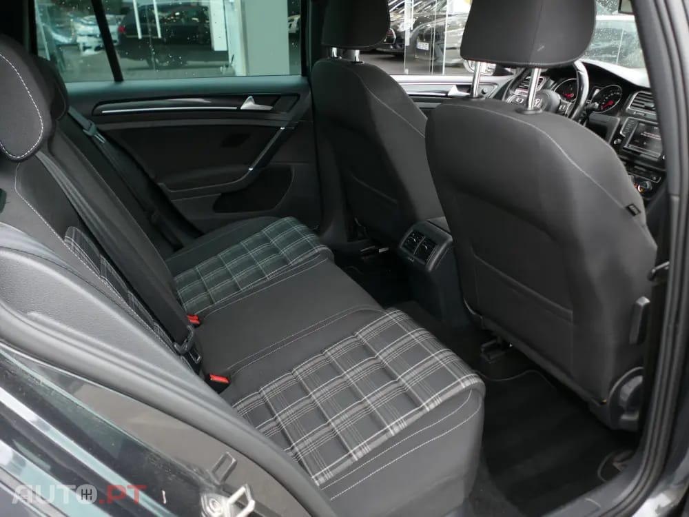Volkswagen Golf Variant 2.0 TDi GTD DSG