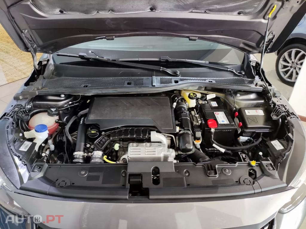 Peugeot 208 PureTech 100 Style