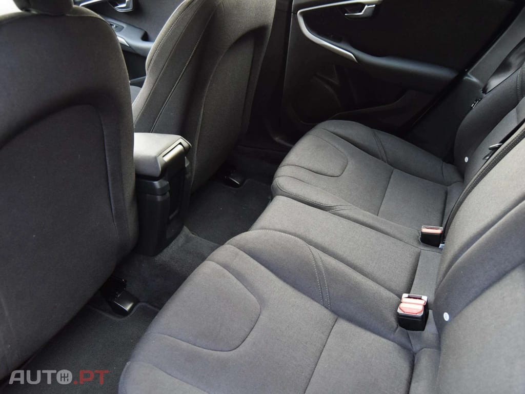 Volvo V40 2.0 D2 Kinetic
