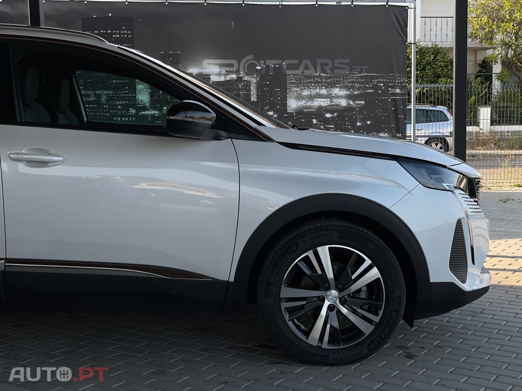 Peugeot 5008 1.2 PureTech Allure Pack EAT8