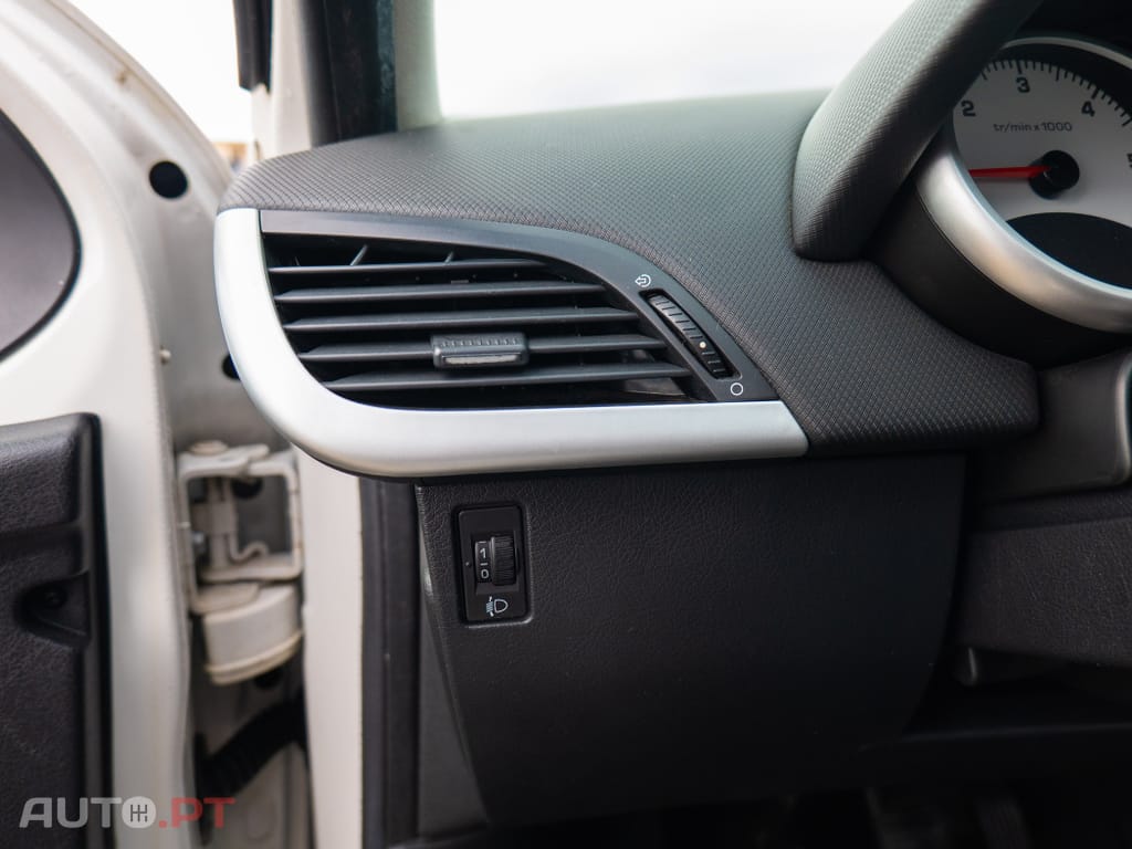 Peugeot 207 1.4 HDi Urban