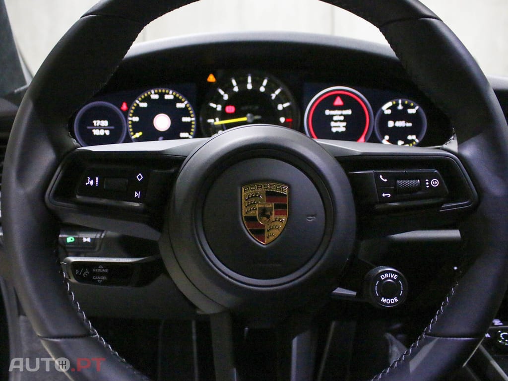 Porsche 992 GT3 Touring Package