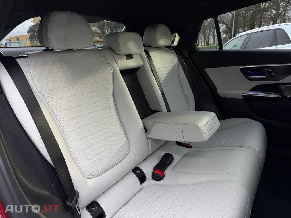 Mercedes-Benz GLC 300 d Coupe 4Matic