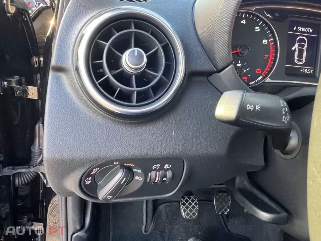 Audi A1 1.2 TFSI S line edition