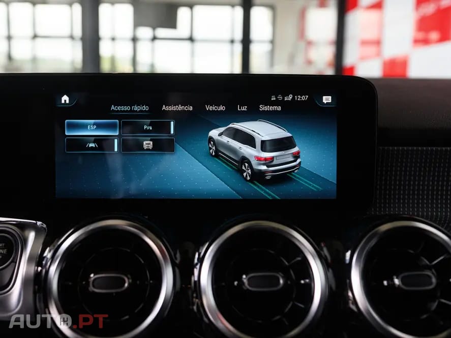 Mercedes-Benz GLB 200 d