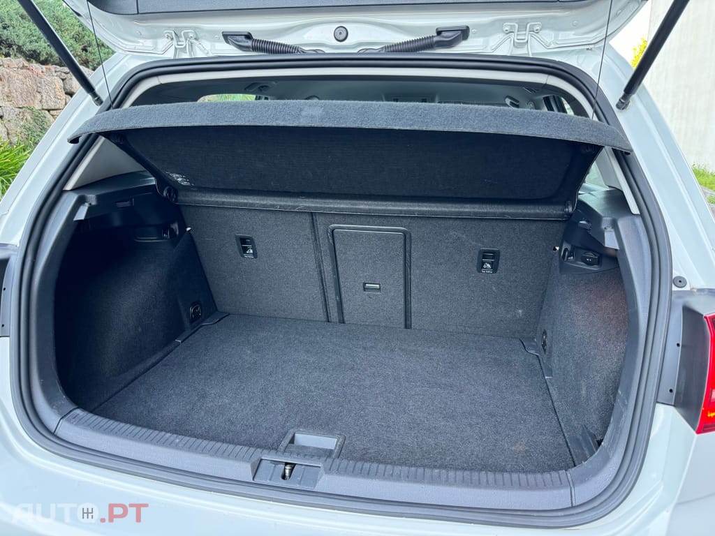Volkswagen e-Golf AC/DC