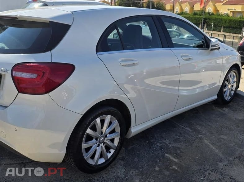 Mercedes-Benz A 180 CDI (BlueEFFICIENCY) Style