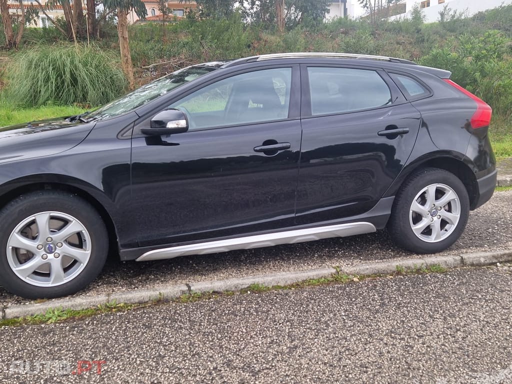 Volvo V40 Cross Country momentum