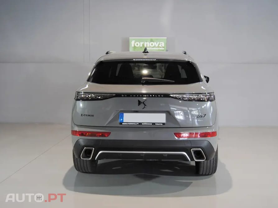 DS DS7 E-Tense Performance Line