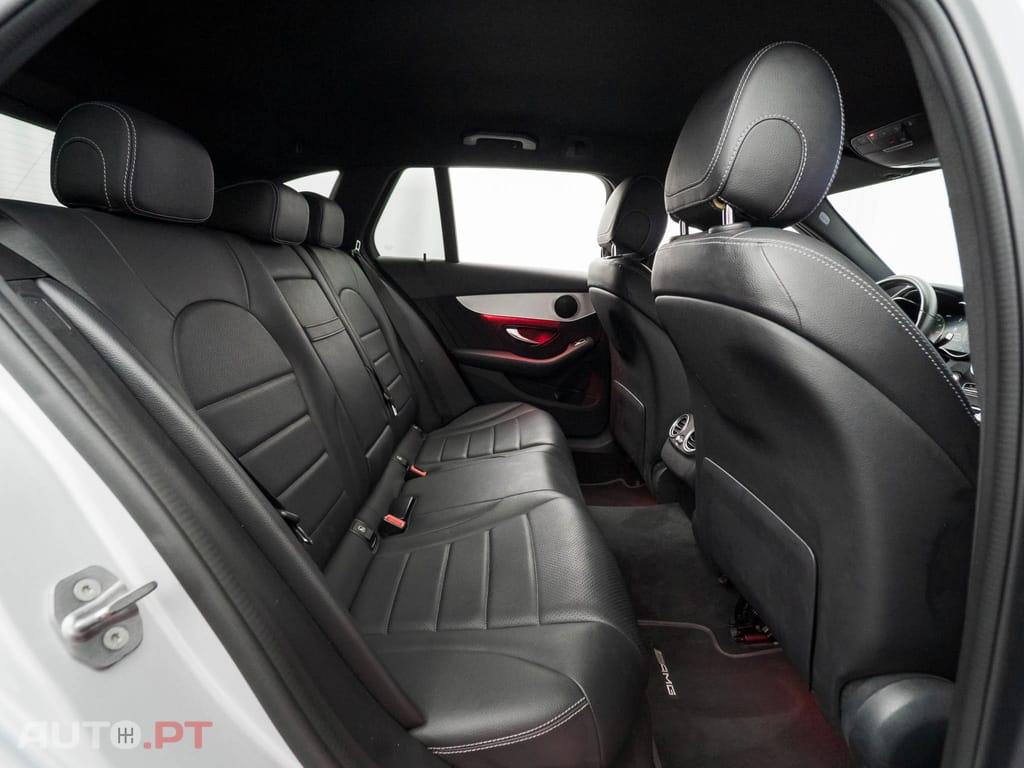 Mercedes-Benz C 300 de AMG Line