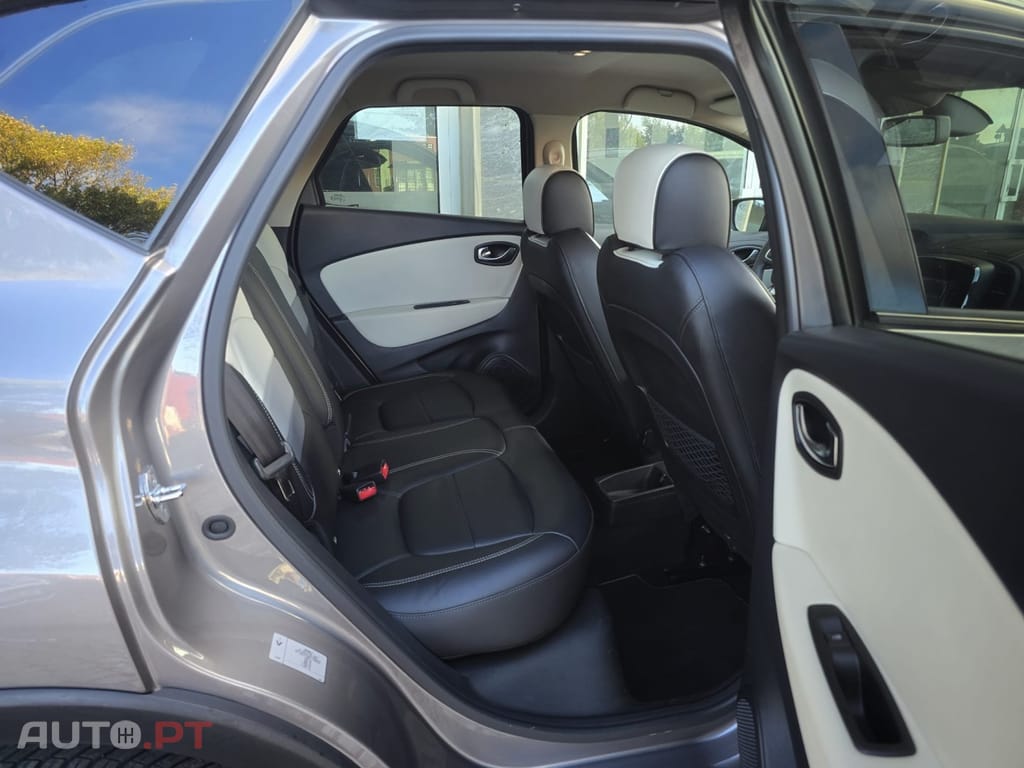 Renault Captur 1.5 dCi Initiale Paris
