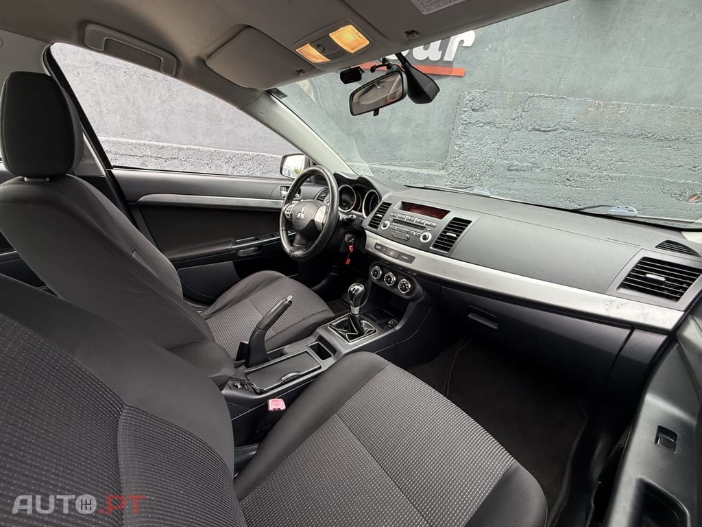 Mitsubishi Lancer 1.6 Invite ClearTec