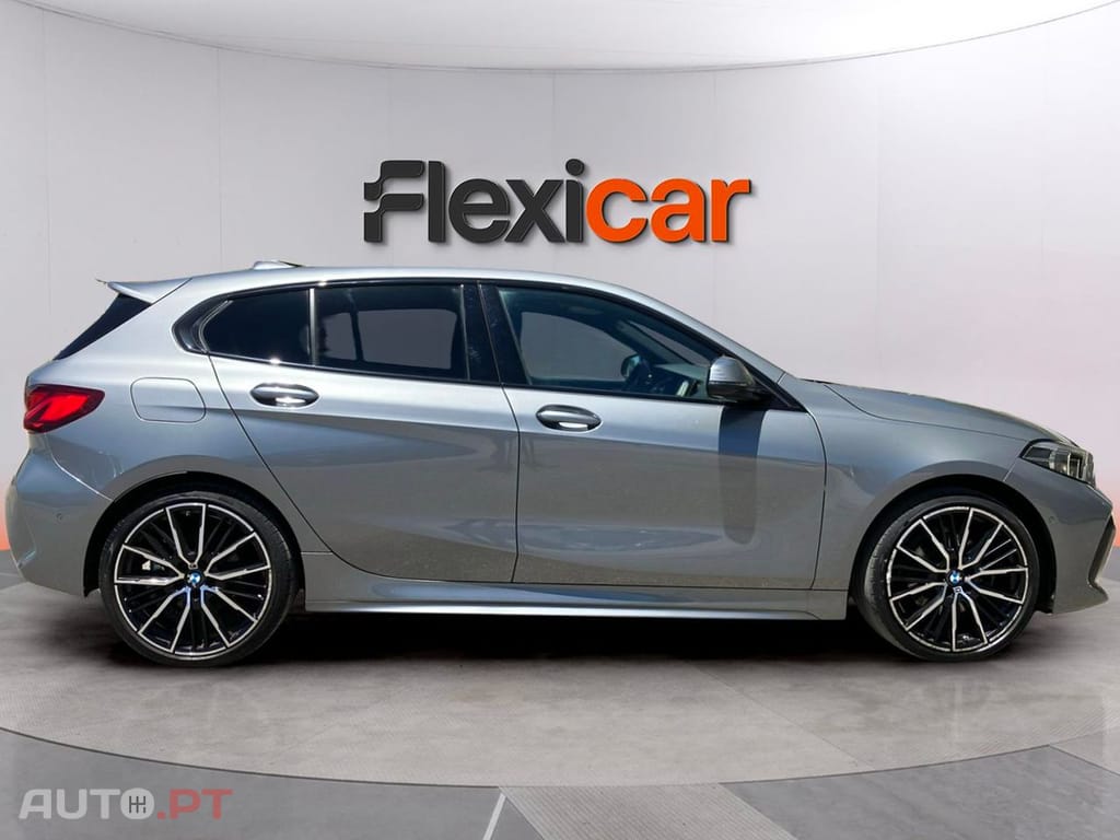 BMW 118 i Pack Desportivo M Auto