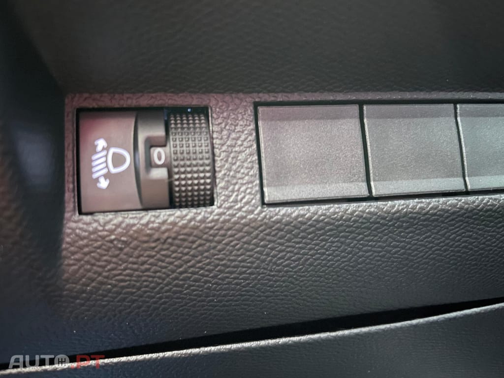 Peugeot 2008 1.2 PureTech Active Pack