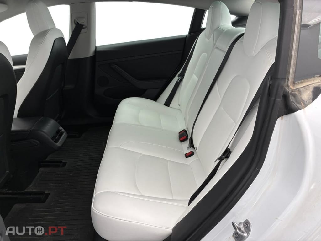 Tesla Model 3 Long-Range Dual Motor AWD