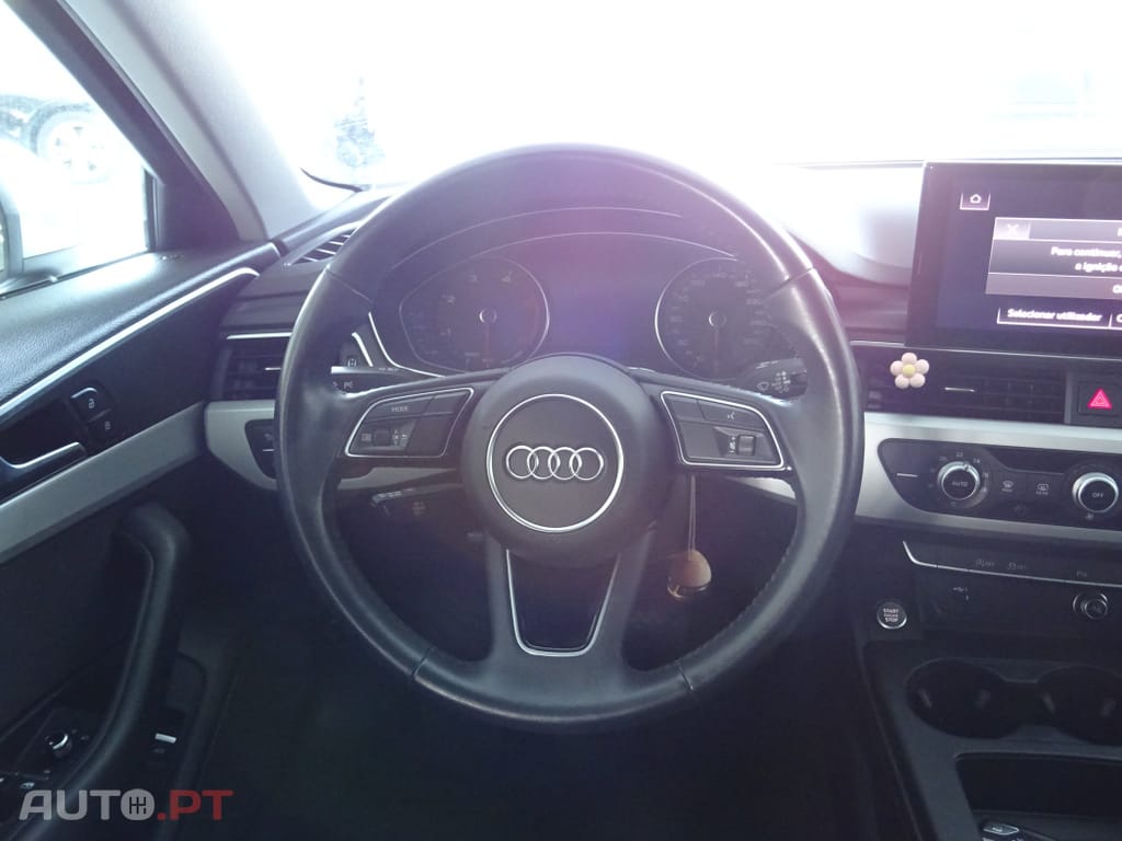Audi A4 Avant 35 TDI S tronic