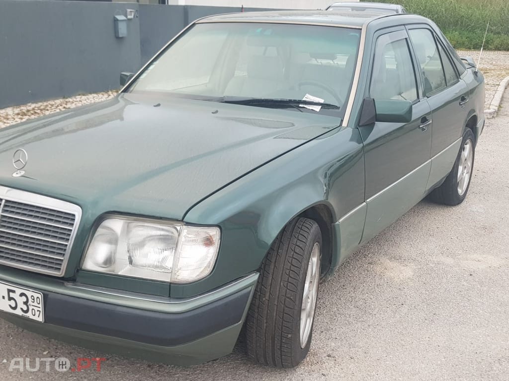 Mercedes-Benz 300 4 MATIC