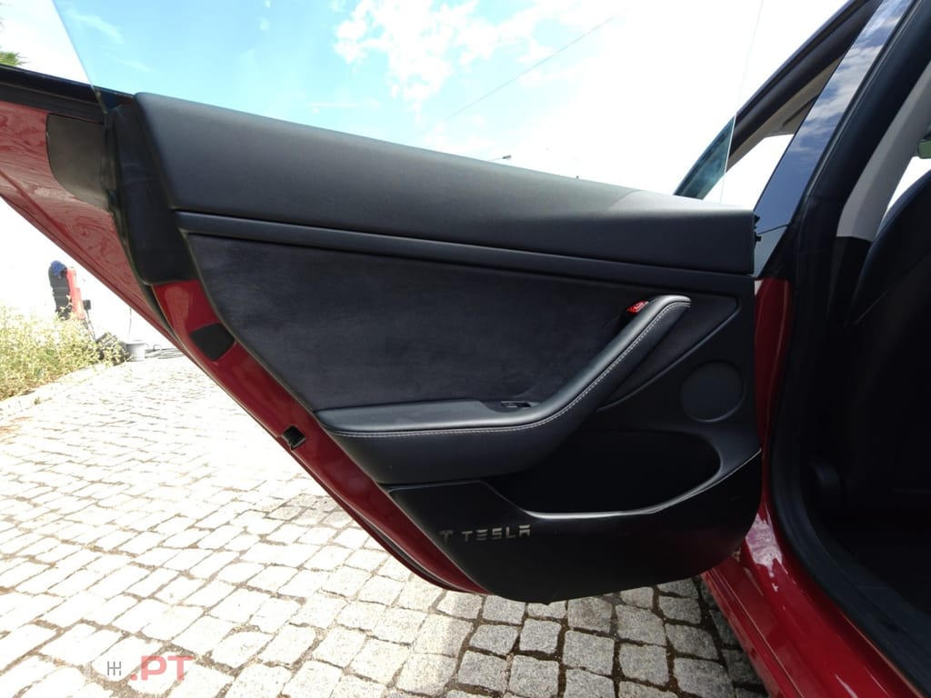 Tesla Model 3 Long Range Tração Integral