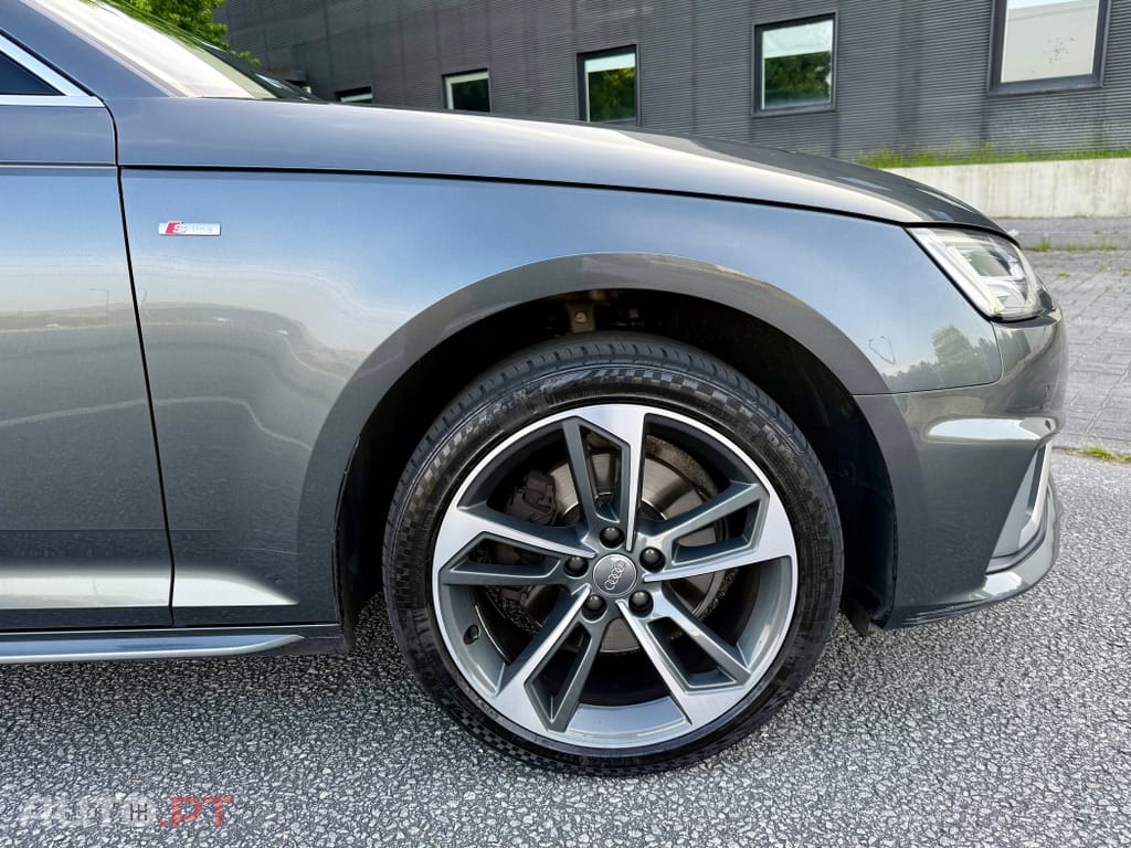 Audi A4 Avant 35 TDI S line S tronic