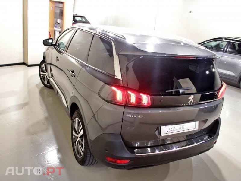 Peugeot 5008 1.5 BlueHDi Allure Pack