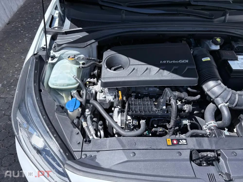 Kia Ceed SW 1.4 T-GDI Drive+SRF 7DCT
