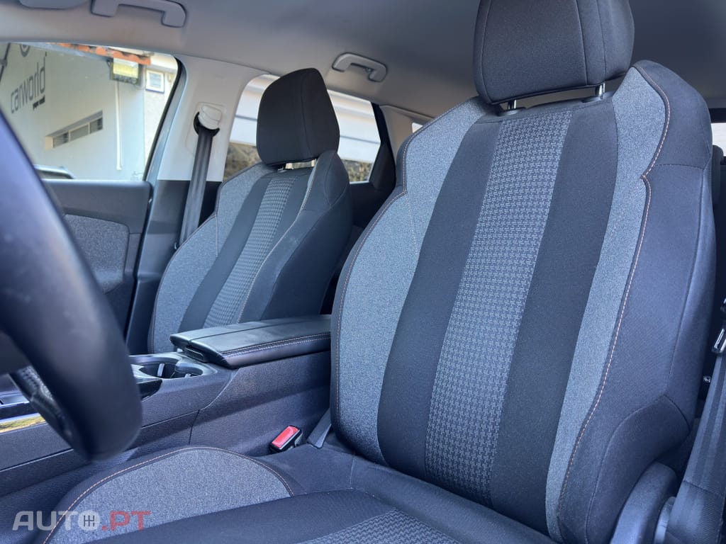 Peugeot 3008 1.6 HDi Active Pack Business