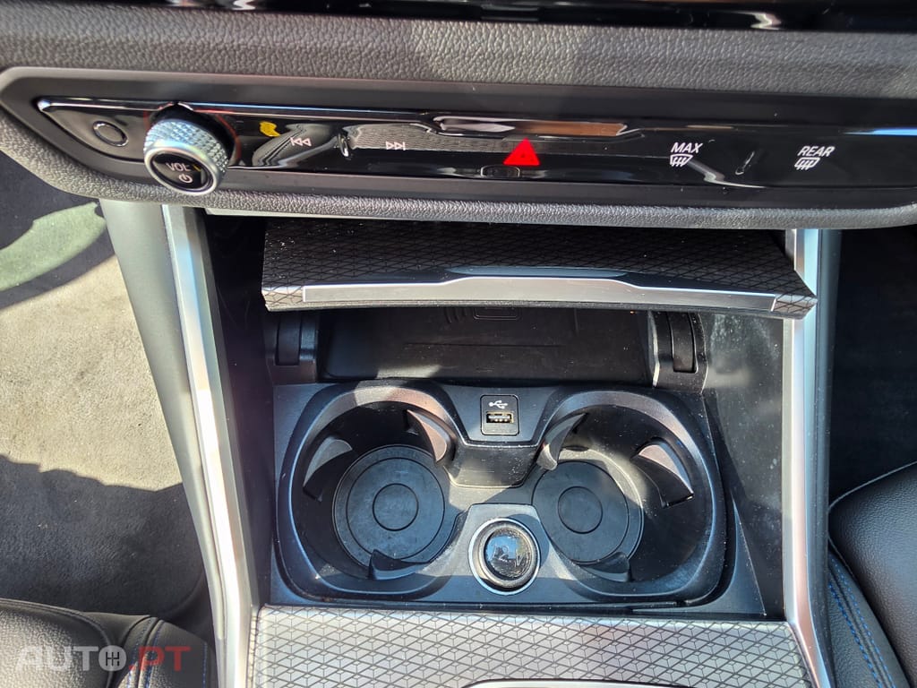 BMW 320 e Pack Desportivo M Auto
