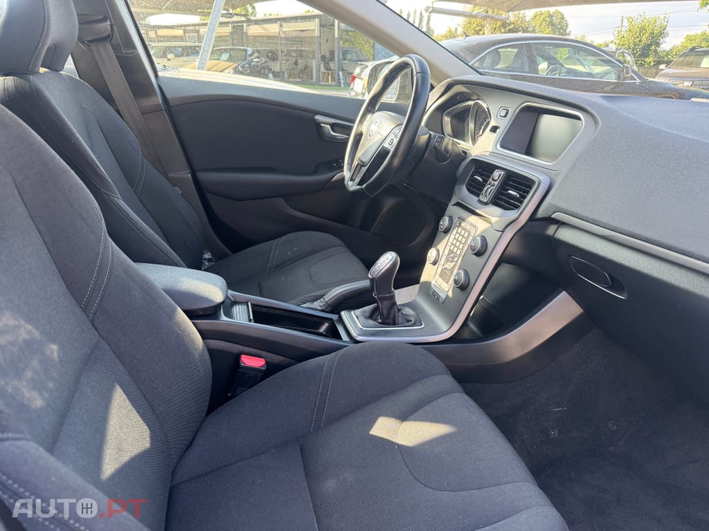 Volvo V40 1.6 D2 Kinetic